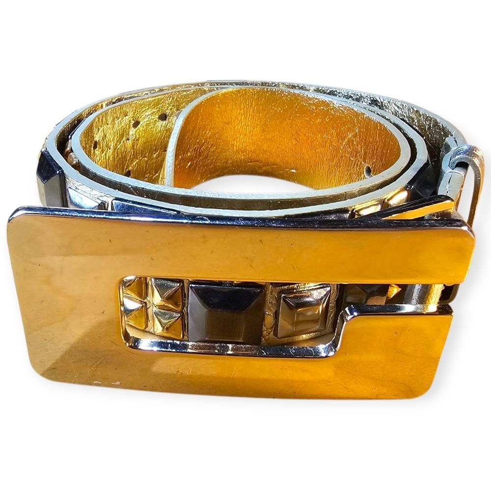 ✨ Vintage Guess Y2K Gem-Studded Metallic Gold Belt – Small